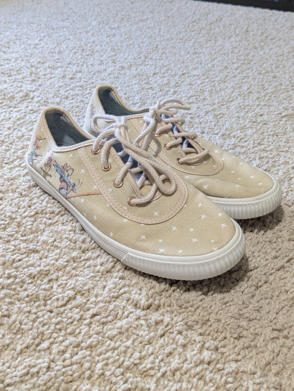 Disney x TOMS Women's Carmel Canvas Cinderella Gus Jaq Shoe, Size 6
